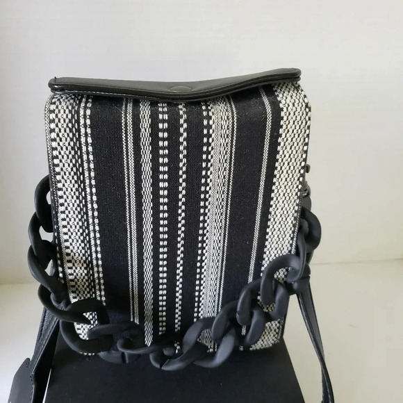 Pixie Mood Womans Black/White Vegan Leather Billie  Crossbody Bag. - Picture 3 of 14